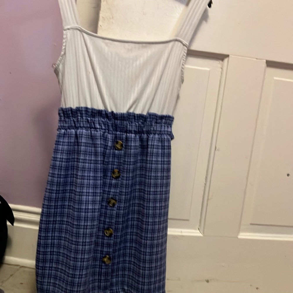 Cute blue and white dress with tie